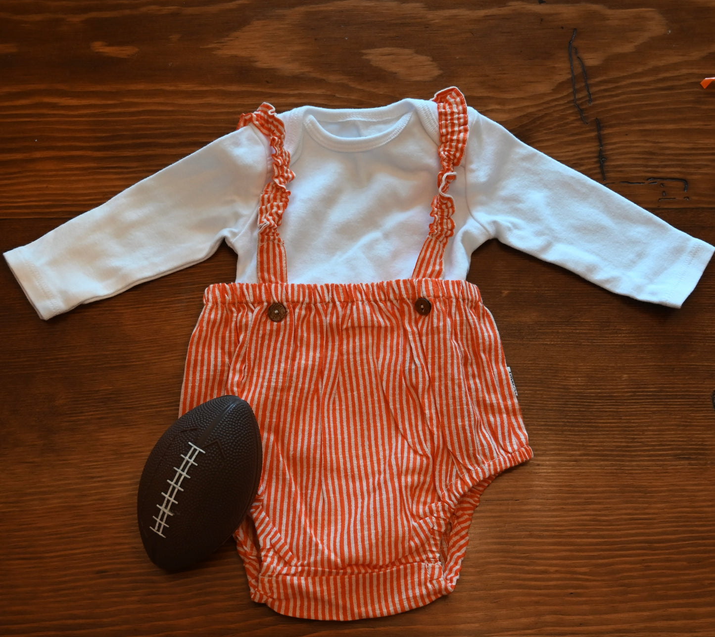 TN Game Day Suspenders Shorts